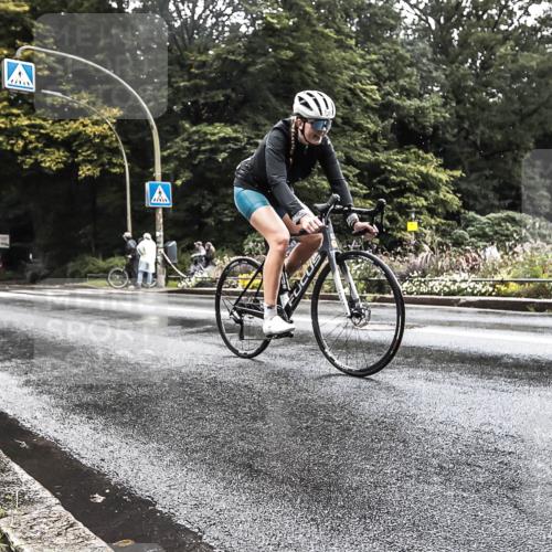 13.09.2026 - Stadtparktriathlon H.Heesch http://msf.ph/oto/10327135 13.09.2026 11:49:34 Radfahren 710, 735, 765, 793, 810 meine-sportfotos.de