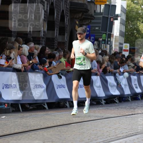 13.09.2026 - 21. swb-Marathon Bremen Strokosch-Dieckow http://msf.ph/oto/10327142 13.09.2026 13:12:30 Ziel 493, 2444, 2447, 2820, 3336, 3362, 3703, 3830, 4283, 5940, 6107, 6739, 7521, 7621, 13013, 2362, 3054, 3988, 4879, 5416, 6796, 8029, 9775, 9803, 13106 meine-sportfotos.de