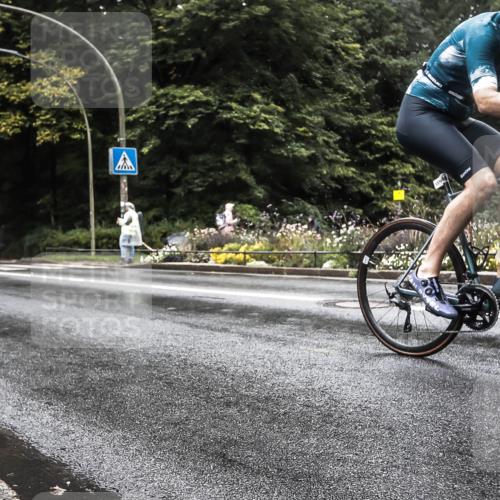 13.09.2026 - Stadtparktriathlon H.Heesch http://msf.ph/oto/10327147 13.09.2026 13:00:34 Radfahren 1370 meine-sportfotos.de