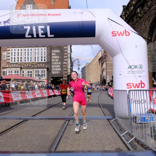 13.09.2026 - 21. swb-Marathon Bremen Tim E. http://msf.ph/oto/10327161 13.09.2026 11:01:54 Ziel 10181, 10251, 10332, 10497, 10560, 11075, 11150, 11305, 11324, 11459, 11467, 11479, 11486, 11550, 11551, 11666, 11668, 11747, 11788, 11798, 11985, 11986, 12047 meine-sportfotos.de