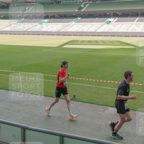 13.09.2026 - 21. swb-Marathon Bremen Michael Burmester http://msf.ph/oto/10327173 13.09.2026 12:56:53 Laufen im Stadion 307, 334, 411, 431, 465, 655, 769, 776, 854, 857, 876, 913, 926, 948, 1010, 1058, 1130, 1254, 1537, 1601, 1645, 1750, 1809, 1900, 1972, 2001, 2040, 2051, 2075, 2122, 2260, 2319, 2324, 2402, 2473, 2493, 2535, 2604, 2634, 2640, 2671, 2761, 2812, 2904, 2948, 3051, 3057, 3078, 3119, 3192, 3202, 3290, 3348, 3411, 3450, 3458, 3508, 3514, 3634, 3685, 3690, 3760, 3813, 3866, 3939, 4101, 4135, 4171, 4174, 4316, 4413, 4479, 4733, 5277, 5430, 5530, 5695, 5867 meine-sportfotos.de