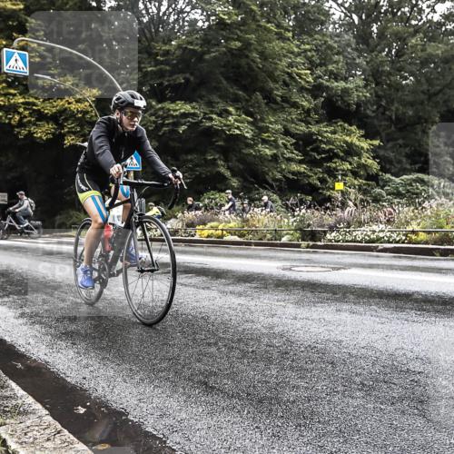 13.09.2026 - Stadtparktriathlon H.Heesch http://msf.ph/oto/10327182 13.09.2026 11:49:50 Radfahren 712, 802, 934 meine-sportfotos.de