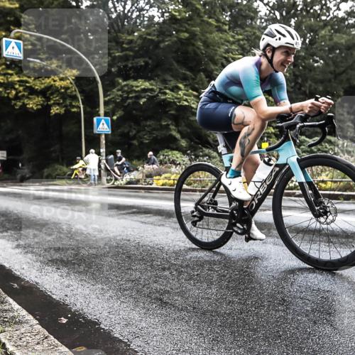 13.09.2026 - Stadtparktriathlon H.Heesch http://msf.ph/oto/10327215 13.09.2026 11:50:10 Radfahren 778, 814 meine-sportfotos.de