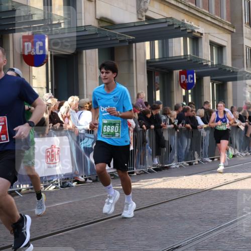 13.09.2026 - 21. swb-Marathon Bremen Strokosch-Dieckow http://msf.ph/oto/10327227 13.09.2026 13:20:38 Ziel 769, 854, 1056, 1191, 1881, 2425, 2640, 3356, 3450, 3866, 3933, 4126, 4316, 4362, 4465, 4482, 4612, 4734, 5161, 5213, 5954, 6177, 6401, 6680, 6970, 7517, 7902, 8005, 8141, 8237, 8622, 8804, 8971, 9691, 13120, 13126, 201, 232, 334, 541, 876, 1197, 1528, 1646, 2493, 2577, 2953, 3813, 4174, 4351, 4357, 4358, 5137, 5450, 5493, 5855, 6495, 6496, 6901, 7018, 7411, 8178, 9047, 9162, 9721, 9949, 13222 meine-sportfotos.de