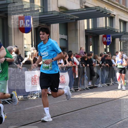 13.09.2026 - 21. swb-Marathon Bremen Strokosch-Dieckow http://msf.ph/oto/10327248 13.09.2026 13:20:38 Ziel 769, 854, 1056, 1191, 1881, 2425, 2640, 3356, 3450, 3866, 3933, 4126, 4316, 4362, 4465, 4482, 4612, 4734, 5161, 5213, 5954, 6177, 6401, 6680, 6970, 7517, 7902, 8005, 8141, 8237, 8622, 8804, 8971, 9691, 13120, 13126, 201, 232, 334, 541, 876, 1197, 1528, 1646, 2493, 2577, 2953, 3813, 4174, 4351, 4357, 4358, 5137, 5450, 5493, 5855, 6495, 6496, 6901, 7018, 7411, 8178, 9047, 9162, 9721, 9949, 13222 meine-sportfotos.de