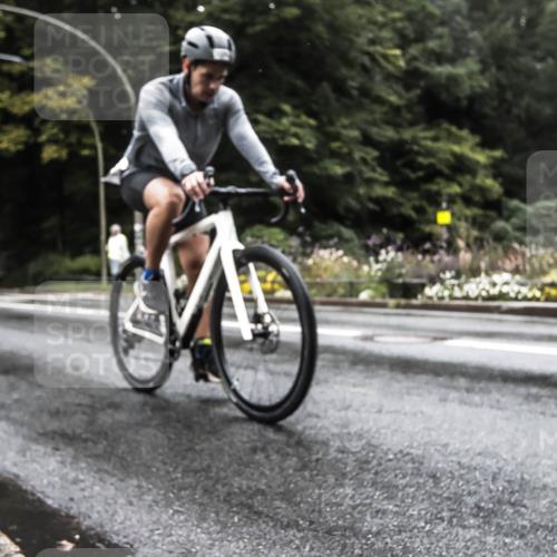 13.09.2026 - Stadtparktriathlon H.Heesch http://msf.ph/oto/10327305 13.09.2026 13:01:38 Radfahren 1224, 1293, 1326, 1382 meine-sportfotos.de