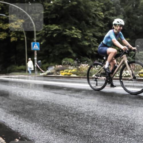 13.09.2026 - Stadtparktriathlon H.Heesch http://msf.ph/oto/10327313 13.09.2026 13:01:50 Radfahren 1280, 1349, 1368 meine-sportfotos.de