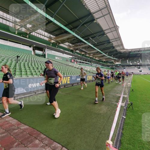 13.09.2026 - 21. swb-Marathon Bremen Michael Burmester http://msf.ph/oto/10327316 13.09.2026 13:32:18 Laufen im Stadion 122, 295, 344, 350, 386, 487, 490, 617, 690, 786, 787, 840, 965, 1114, 1133, 1142, 1292, 1310, 1314, 1326, 1329, 1377, 1427, 1529, 1591, 1592, 1775, 1801, 1869, 1892, 1897, 1904, 1923, 2230, 2231, 2253, 2270, 2274, 2320, 2344, 2374, 2456, 2514, 2523, 2539, 2556, 2616, 2629, 2630, 2643, 2649, 2677, 2726, 2769, 2848, 2877, 2945, 2952, 3014, 3038, 3094, 3140, 3223, 3350, 3379, 3401, 3426, 3572, 3601, 3644, 3723, 3736, 3746, 3901, 3918, 3944 meine-sportfotos.de