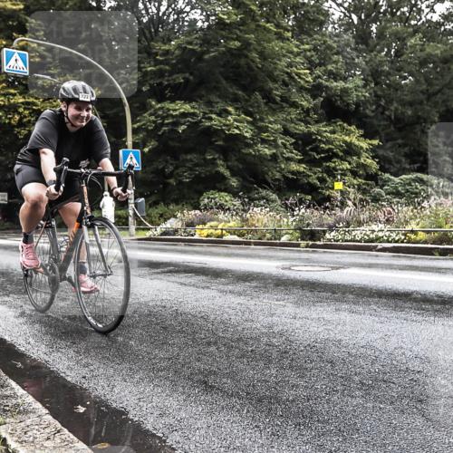13.09.2026 - Stadtparktriathlon H.Heesch http://msf.ph/oto/10327325 13.09.2026 11:51:26 Radfahren 722, 796, 812, 823, 853, 886, 1800 meine-sportfotos.de