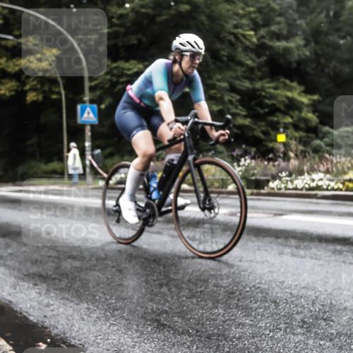 13.09.2026 - Stadtparktriathlon H.Heesch http://msf.ph/oto/10327330 13.09.2026 13:01:59 Radfahren 1189, 1232, 1248, 1299, 1329, 1355, 1393 meine-sportfotos.de