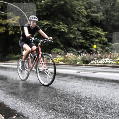 13.09.2026 - Stadtparktriathlon H.Heesch http://msf.ph/oto/10327354 13.09.2026 13:02:02 Radfahren 1232, 1248, 1255, 1287, 1329, 1355, 1393 meine-sportfotos.de