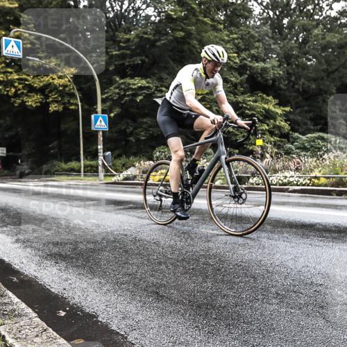 13.09.2026 - Stadtparktriathlon H.Heesch http://msf.ph/oto/10327359 13.09.2026 11:51:34 Radfahren 728, 864 meine-sportfotos.de