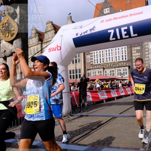 13.09.2026 - 21. swb-Marathon Bremen Tim E. http://msf.ph/oto/10327360 13.09.2026 11:02:00 Ziel 10251, 10332, 10497, 11075, 11150, 11305, 11324, 11369, 11412, 11413, 11479, 11486, 11668, 11747, 11985, 11986, 12379, 12466 meine-sportfotos.de