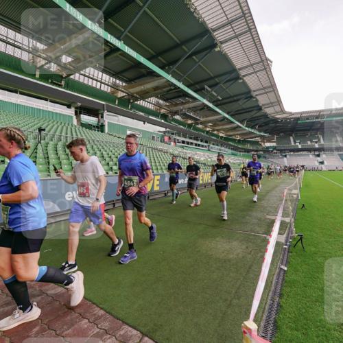 13.09.2026 - 21. swb-Marathon Bremen Michael Burmester http://msf.ph/oto/10327381 13.09.2026 13:32:25 Laufen im Stadion 295, 344, 350, 386, 487, 490, 617, 690, 786, 787, 840, 965, 1133, 1142, 1292, 1310, 1314, 1326, 1329, 1377, 1427, 1591, 1592, 1775, 1801, 1869, 1892, 1897, 1904, 1923, 2077, 2230, 2231, 2253, 2270, 2274, 2320, 2344, 2374, 2456, 2514, 2523, 2539, 2556, 2616, 2630, 2643, 2649, 2677, 2726, 2769, 2848, 2877, 2945, 2952, 3014, 3038, 3094, 3140, 3223, 3350, 3379, 3401, 3426, 3572, 3601, 3644, 3723, 3736, 3746, 3901, 3918, 3944 meine-sportfotos.de