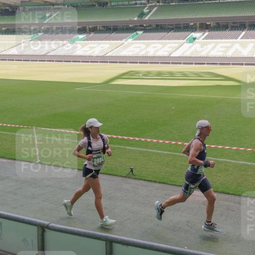 13.09.2026 - 21. swb-Marathon Bremen Michael Burmester http://msf.ph/oto/10327387 13.09.2026 12:57:08 Laufen im Stadion 307, 334, 411, 431, 465, 655, 769, 776, 854, 857, 876, 909, 926, 948, 1010, 1130, 1254, 1535, 1537, 1601, 1750, 1752, 1809, 1881, 1900, 1972, 2001, 2040, 2046, 2051, 2075, 2122, 2260, 2324, 2371, 2402, 2423, 2473, 2493, 2535, 2604, 2634, 2640, 2671, 2761, 2812, 2903, 2904, 2948, 3051, 3078, 3119, 3182, 3202, 3290, 3319, 3348, 3411, 3450, 3458, 3508, 3514, 3634, 3685, 3690, 3760, 3813, 3866, 3939, 4101, 4135, 4171, 4174, 4316, 4479, 4733, 5695 meine-sportfotos.de