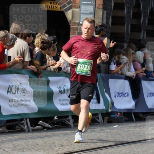 13.09.2026 - 21. swb-Marathon Bremen Strokosch-Dieckow http://msf.ph/oto/10327392 13.09.2026 13:12:43 Ziel 899, 1517, 2480, 3362, 3830, 4560, 5416, 6107, 7328, 7521, 8981, 13013, 1513, 2350, 2442, 2801, 2858, 3988, 4605, 5379, 5965, 8029, 8798, 13140 meine-sportfotos.de
