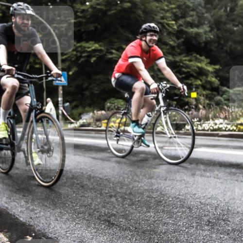 13.09.2026 - Stadtparktriathlon H.Heesch http://msf.ph/oto/10327410 13.09.2026 13:02:24 Radfahren 1195, 1347, 1356, 1364, 1380 meine-sportfotos.de