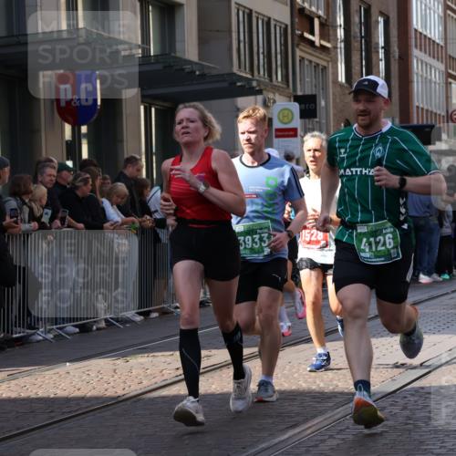 13.09.2026 - 21. swb-Marathon Bremen Strokosch-Dieckow http://msf.ph/oto/10327418 13.09.2026 13:20:43 Ziel 854, 1056, 1191, 1881, 2425, 2640, 3356, 3450, 3933, 4126, 4316, 4362, 4465, 4612, 4734, 5161, 6357, 6401, 6680, 6970, 7902, 8237, 8323, 8622, 8791, 8971, 9267, 9268, 13120, 201, 232, 334, 541, 769, 876, 1197, 1528, 1646, 2493, 2953, 3813, 3866, 4174, 4351, 4357, 4358, 4482, 5137, 5213, 5493, 5855, 5954, 6177, 6495, 6496, 7411, 7517, 8005, 8141, 8804, 9162, 9691, 9721, 9949, 13126, 13222 meine-sportfotos.de