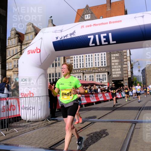 13.09.2026 - 21. swb-Marathon Bremen Tim E. http://msf.ph/oto/10327445 13.09.2026 11:02:02 Ziel 10251, 10332, 10409, 10444, 10497, 11075, 11115, 11150, 11305, 11369, 11412, 11413, 11479, 11486, 11668, 11747, 11985, 11986, 12379, 12466 meine-sportfotos.de