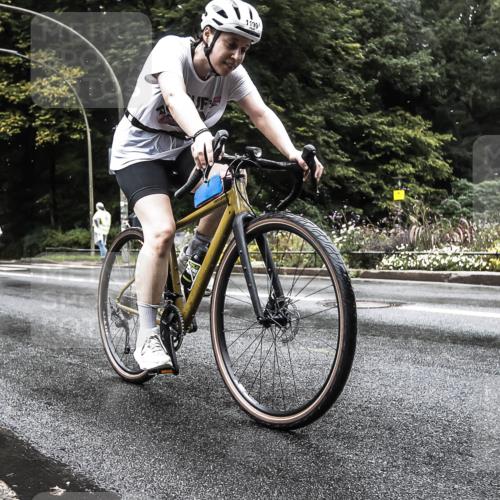 13.09.2026 - Stadtparktriathlon H.Heesch http://msf.ph/oto/10327477 13.09.2026 13:03:39 Radfahren 1199 meine-sportfotos.de