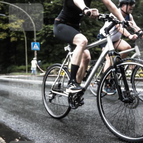 13.09.2026 - Stadtparktriathlon H.Heesch http://msf.ph/oto/10327483 13.09.2026 13:03:44 Radfahren 1200, 1225, 1226, 1427 meine-sportfotos.de