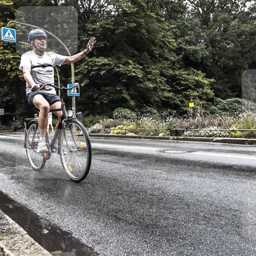 13.09.2026 - Stadtparktriathlon H.Heesch http://msf.ph/oto/10327485 13.09.2026 11:52:57 Radfahren 829, 854, 887 meine-sportfotos.de