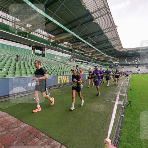 13.09.2026 - 21. swb-Marathon Bremen Michael Burmester http://msf.ph/oto/10327486 13.09.2026 13:32:38 Laufen im Stadion 155, 295, 344, 350, 386, 487, 490, 617, 690, 786, 787, 840, 965, 1001, 1051, 1133, 1142, 1292, 1310, 1314, 1326, 1329, 1377, 1427, 1591, 1592, 1801, 1869, 1892, 1897, 1904, 1923, 2077, 2132, 2226, 2230, 2231, 2253, 2270, 2274, 2320, 2344, 2374, 2456, 2514, 2523, 2539, 2556, 2616, 2630, 2649, 2726, 2769, 2848, 2945, 2952, 3014, 3038, 3140, 3223, 3350, 3379, 3426, 3572, 3601, 3614, 3644, 3736, 3746, 3797, 3901, 3918, 3944 meine-sportfotos.de