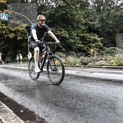 13.09.2026 - Stadtparktriathlon H.Heesch http://msf.ph/oto/10327497 13.09.2026 11:52:59 Radfahren 758, 852, 854, 887 meine-sportfotos.de