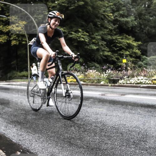 13.09.2026 - Stadtparktriathlon H.Heesch http://msf.ph/oto/10327502 13.09.2026 13:03:51 Radfahren 1191, 1218, 1311, 1413 meine-sportfotos.de