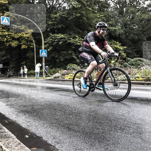 13.09.2026 - Stadtparktriathlon H.Heesch http://msf.ph/oto/10327505 13.09.2026 11:53:01 Radfahren 758, 852, 854 meine-sportfotos.de