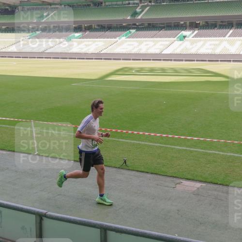13.09.2026 - 21. swb-Marathon Bremen Michael Burmester http://msf.ph/oto/10327515 13.09.2026 12:57:21 Laufen im Stadion 307, 334, 431, 465, 769, 776, 789, 790, 857, 876, 909, 926, 948, 1010, 1119, 1130, 1191, 1199, 1254, 1535, 1601, 1750, 1752, 1809, 1881, 1900, 1972, 2001, 2040, 2046, 2051, 2075, 2260, 2324, 2371, 2397, 2402, 2423, 2473, 2493, 2535, 2634, 2640, 2671, 2761, 2812, 2903, 2904, 2948, 3051, 3078, 3119, 3138, 3182, 3186, 3202, 3290, 3319, 3348, 3411, 3450, 3458, 3508, 3514, 3534, 3634, 3655, 3685, 3690, 3695, 3760, 3813, 3866, 3939, 4101, 4120, 4171, 4174, 4316, 4479 meine-sportfotos.de