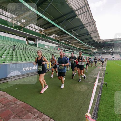 13.09.2026 - 21. swb-Marathon Bremen Michael Burmester http://msf.ph/oto/10327516 13.09.2026 13:32:40 Laufen im Stadion 155, 295, 344, 350, 386, 487, 490, 617, 690, 786, 787, 840, 965, 1001, 1051, 1133, 1142, 1292, 1310, 1314, 1326, 1329, 1377, 1427, 1591, 1592, 1801, 1869, 1892, 1897, 1904, 1923, 2077, 2132, 2226, 2230, 2231, 2253, 2270, 2274, 2320, 2344, 2374, 2456, 2514, 2523, 2539, 2556, 2616, 2630, 2649, 2726, 2769, 2848, 2945, 2952, 3014, 3038, 3140, 3223, 3350, 3379, 3426, 3572, 3601, 3614, 3644, 3736, 3746, 3797, 3901, 3918, 3944 meine-sportfotos.de