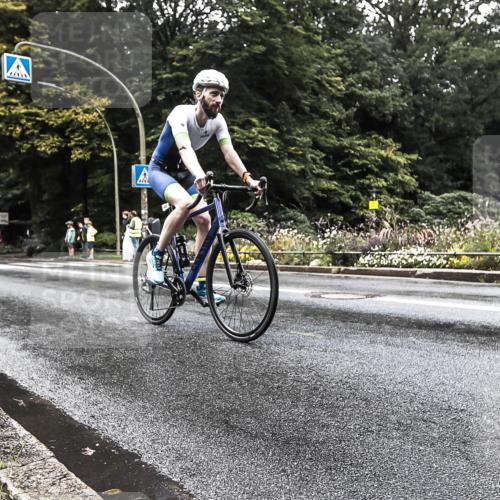 13.09.2026 - Stadtparktriathlon H.Heesch http://msf.ph/oto/10327556 13.09.2026 11:53:33 Radfahren 795, 819, 834, 849, 915 meine-sportfotos.de