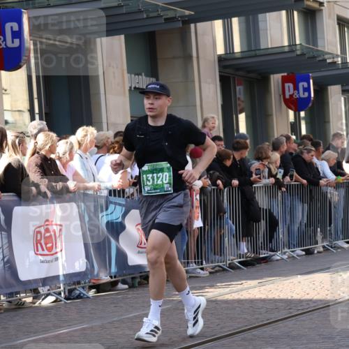 13.09.2026 - 21. swb-Marathon Bremen Strokosch-Dieckow http://msf.ph/oto/10327562 13.09.2026 13:20:47 Ziel 226, 854, 1056, 1191, 2425, 2979, 3450, 3933, 4126, 4316, 4362, 4465, 4734, 5161, 6357, 6401, 6680, 6970, 7902, 8237, 8323, 8408, 8622, 8791, 8971, 9267, 9268, 13120, 541, 769, 876, 1528, 1646, 1881, 2493, 2640, 3356, 3813, 3866, 4174, 4357, 4358, 4482, 4612, 5161, 5213, 5493, 5855, 5954, 6177, 6495, 6496, 7411, 7517, 8005, 8141, 8804, 9162, 9691, 9721, 9949, 13126 meine-sportfotos.de