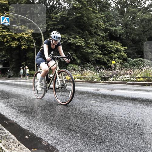 13.09.2026 - Stadtparktriathlon H.Heesch http://msf.ph/oto/10327567 13.09.2026 11:53:34 Radfahren 795, 819, 834, 849, 917 meine-sportfotos.de