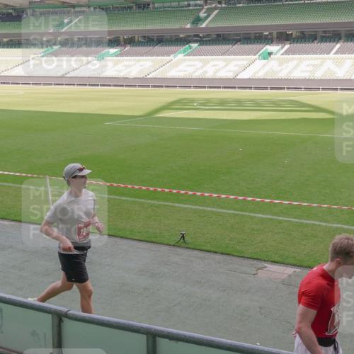13.09.2026 - 21. swb-Marathon Bremen Michael Burmester http://msf.ph/oto/10327573 13.09.2026 12:57:26 Laufen im Stadion 141, 307, 334, 431, 511, 672, 769, 776, 789, 790, 857, 876, 909, 926, 948, 1010, 1119, 1130, 1191, 1199, 1254, 1535, 1601, 1647, 1752, 1809, 1881, 1900, 1933, 1972, 2001, 2040, 2046, 2051, 2075, 2324, 2371, 2397, 2402, 2423, 2473, 2493, 2535, 2634, 2640, 2671, 2761, 2812, 2903, 2904, 2948, 3051, 3078, 3119, 3138, 3182, 3186, 3202, 3290, 3319, 3338, 3348, 3411, 3450, 3458, 3514, 3534, 3634, 3655, 3685, 3690, 3695, 3760, 3813, 3866, 3939, 4101, 4120, 4171, 4174, 4316 meine-sportfotos.de