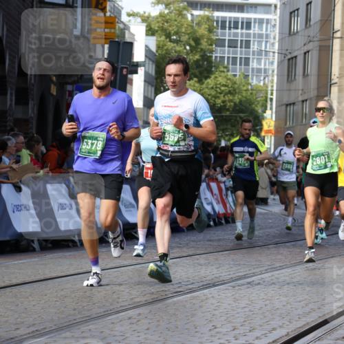 13.09.2026 - 21. swb-Marathon Bremen Strokosch-Dieckow http://msf.ph/oto/10327575 13.09.2026 13:12:53 Ziel 899, 1517, 2362, 2480, 3054, 4560, 4879, 5416, 6796, 9775, 9803, 313, 868, 2498, 2559, 2801, 2858, 3625, 5379, 5965, 6349, 7874, 8291, 8419, 8798, 9092, 9217, 13140 meine-sportfotos.de
