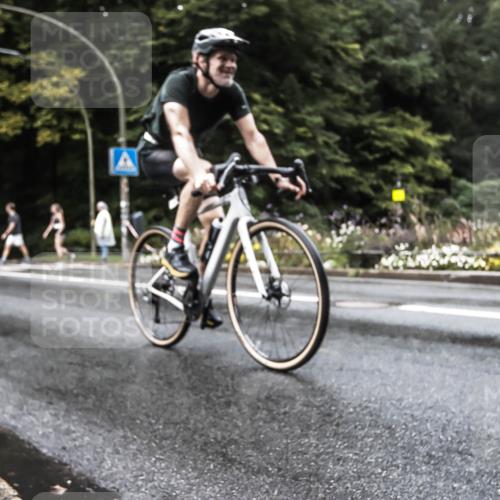 13.09.2026 - Stadtparktriathlon H.Heesch http://msf.ph/oto/10327578 13.09.2026 13:04:41 Radfahren 1205, 1211, 1268, 1271, 1316, 1338 meine-sportfotos.de