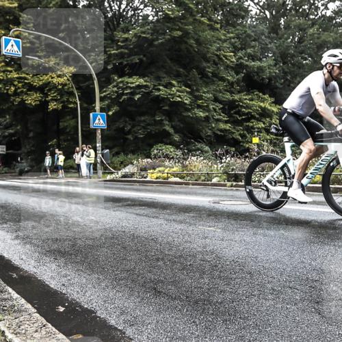 13.09.2026 - Stadtparktriathlon H.Heesch http://msf.ph/oto/10327603 13.09.2026 11:53:48 Radfahren 817, 828, 838, 870, 874, 880 meine-sportfotos.de