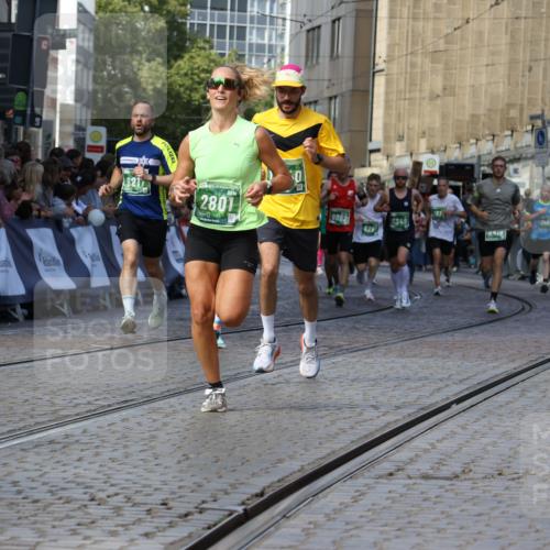 13.09.2026 - 21. swb-Marathon Bremen Strokosch-Dieckow http://msf.ph/oto/10327611 13.09.2026 13:12:54 Ziel 899, 1517, 2362, 2480, 3054, 4560, 4879, 5416, 6796, 9775, 9803, 13106, 313, 868, 1207, 2498, 2559, 2801, 2858, 3625, 5379, 6349, 7874, 8291, 8419, 9092, 9217, 13140 meine-sportfotos.de