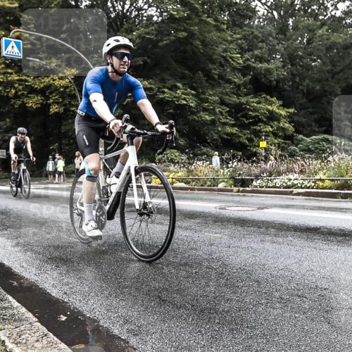 13.09.2026 - Stadtparktriathlon H.Heesch http://msf.ph/oto/10327622 13.09.2026 11:54:02 Radfahren 762, 785, 835, 871, 945 meine-sportfotos.de