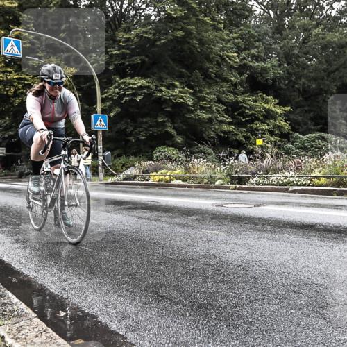 13.09.2026 - Stadtparktriathlon H.Heesch http://msf.ph/oto/10327634 13.09.2026 11:54:04 Radfahren 762, 835, 871, 945 meine-sportfotos.de