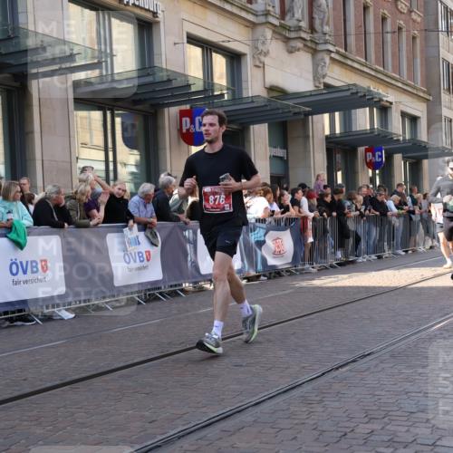 13.09.2026 - 21. swb-Marathon Bremen Strokosch-Dieckow http://msf.ph/oto/10327649 13.09.2026 13:20:49 Ziel 226, 854, 1056, 1191, 2425, 2979, 3450, 3534, 3933, 4126, 4316, 4362, 4465, 4734, 6357, 6401, 6970, 7902, 8237, 8323, 8408, 8622, 8791, 8971, 9267, 9268, 13120, 541, 769, 876, 1056, 1528, 1881, 2493, 2640, 3356, 3813, 3866, 4174, 4357, 4358, 4482, 4612, 5161, 5213, 5493, 5855, 5954, 6177, 6495, 6496, 6680, 7411, 7517, 8005, 8141, 8804, 9162, 9691, 9721, 9949, 13126 meine-sportfotos.de