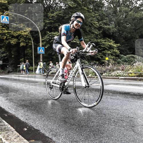 13.09.2026 - Stadtparktriathlon H.Heesch http://msf.ph/oto/10327661 13.09.2026 11:54:23 Radfahren 789, 824, 885, 933 meine-sportfotos.de