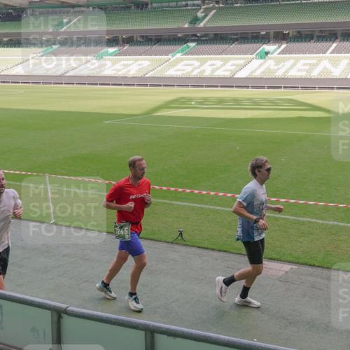 13.09.2026 - 21. swb-Marathon Bremen Michael Burmester http://msf.ph/oto/10327676 13.09.2026 12:57:38 Laufen im Stadion 141, 334, 431, 511, 672, 769, 776, 789, 790, 857, 876, 909, 948, 1010, 1119, 1130, 1191, 1199, 1254, 1281, 1535, 1601, 1642, 1647, 1752, 1809, 1881, 1900, 1931, 1933, 1972, 2001, 2040, 2046, 2051, 2075, 2324, 2343, 2371, 2397, 2402, 2423, 2425, 2473, 2493, 2634, 2640, 2671, 2761, 2812, 2903, 2904, 2948, 3051, 3078, 3138, 3148, 3182, 3186, 3202, 3319, 3338, 3348, 3450, 3458, 3514, 3534, 3560, 3634, 3655, 3685, 3690, 3695, 3760, 3813, 3866, 3933, 3939, 4101, 4120, 4174, 4316 meine-sportfotos.de