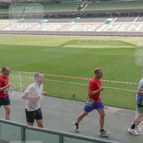 13.09.2026 - 21. swb-Marathon Bremen Michael Burmester http://msf.ph/oto/10327686 13.09.2026 12:57:38 Laufen im Stadion 141, 334, 431, 511, 672, 769, 776, 789, 790, 857, 876, 909, 948, 1010, 1119, 1130, 1191, 1199, 1254, 1281, 1535, 1601, 1642, 1647, 1752, 1809, 1881, 1900, 1931, 1933, 1972, 2001, 2040, 2046, 2051, 2075, 2324, 2343, 2371, 2397, 2402, 2423, 2425, 2473, 2493, 2634, 2640, 2671, 2761, 2812, 2903, 2904, 2948, 3051, 3078, 3138, 3148, 3182, 3186, 3202, 3319, 3338, 3348, 3450, 3458, 3514, 3534, 3560, 3634, 3655, 3685, 3690, 3695, 3760, 3813, 3866, 3933, 3939, 4101, 4120, 4174, 4316 meine-sportfotos.de