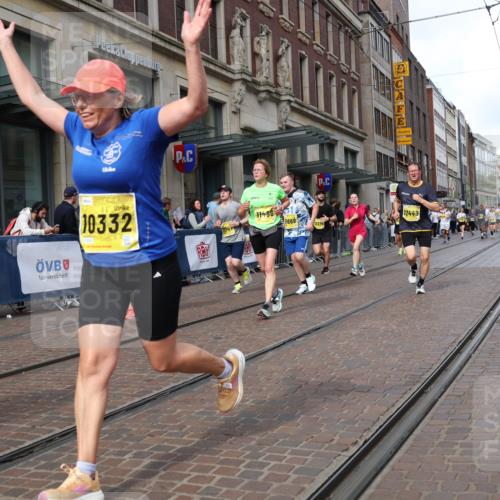 13.09.2026 - 21. swb-Marathon Bremen Strokosch-Dieckow http://msf.ph/oto/10327688 13.09.2026 11:01:36 Ziel 10257, 10332, 10409, 10444, 10500, 10617, 10803, 10817, 10924, 11075, 11115, 11150, 11268, 11369, 11412, 11413, 11436, 11479, 11486, 11668, 11747, 11859, 11985, 11986, 12016, 12095, 12145, 12360, 12379, 12412, 12466, 12506, 10181, 10251, 10332, 10497, 10560, 10647, 10648, 10678, 11075, 11305, 11306, 11324, 11459, 11467, 11550, 11551, 11666, 11788, 11796, 11798, 11813, 11969, 11970, 12047, 12062, 12390, 12391 meine-sportfotos.de