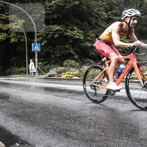 13.09.2026 - Stadtparktriathlon H.Heesch http://msf.ph/oto/10327693 13.09.2026 13:05:10 Radfahren 1306, 1336, 1386 meine-sportfotos.de