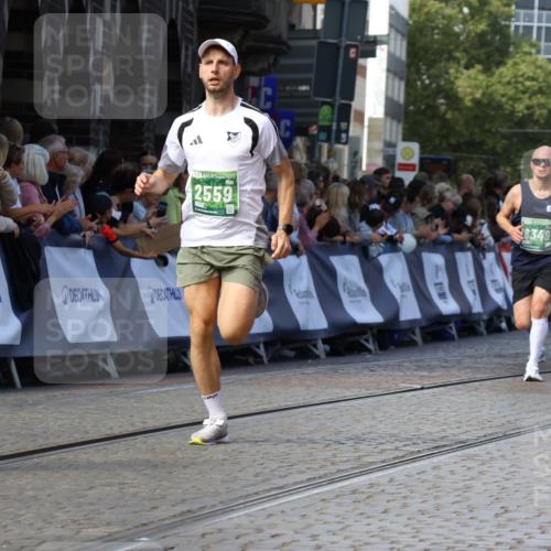 13.09.2026 - 21. swb-Marathon Bremen Strokosch-Dieckow http://msf.ph/oto/10327704 13.09.2026 13:12:58 Ziel 1517, 2362, 2480, 3054, 3988, 4560, 4605, 4879, 5416, 6796, 8029, 9775, 9803, 13106, 313, 621, 868, 987, 1207, 2498, 2559, 3625, 4582, 5345, 5769, 6349, 7874, 8291, 8419, 8464, 9092, 9217 meine-sportfotos.de