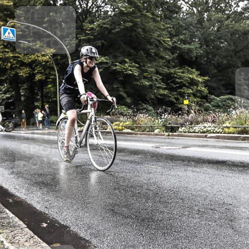 13.09.2026 - Stadtparktriathlon H.Heesch http://msf.ph/oto/10327711 13.09.2026 11:54:42 Radfahren 724, 763, 863, 946 meine-sportfotos.de